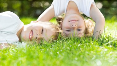 SOOTHING ECZEMA IN CHILDREN: HOW TO STOP THE SCRATCHING SOOTHING ECZEMA IN CHILDREN: HOW TO STOP THE SCRATCHING